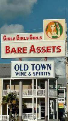 Bare Assets (Key West, États-Unis)