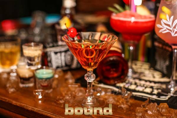 Bound (Bucarest, Roumanie)