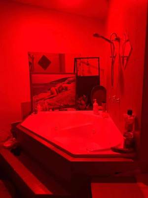 Canberra Gentleman's Retreat 24/7 Brothel (Canberra, Australie)