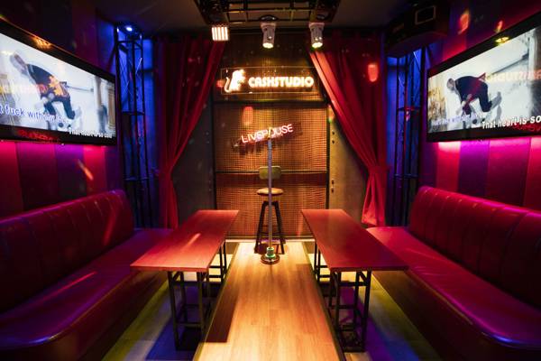 Cash Studio Family Karaoke (Singapour, Singapour)
