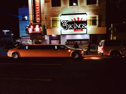 Chi Chis Gentlemen's Club (Naha, Japon)