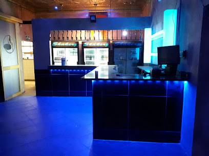 Club Shakerz-benoni's Own Swinger (Johannesbourg, Afrique du Sud)