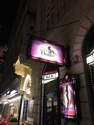 Dolls Club Budapest (Budapest, Hongrie)