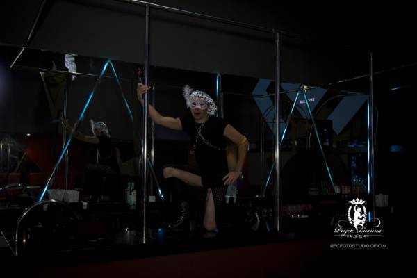 Dominadora Sp, Dominatrix Sp (São Paulo, Brésil)