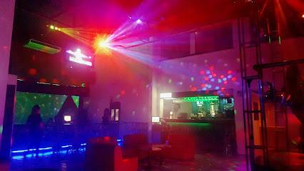 Dos Cero Cinco (San Salvador, Salvador)