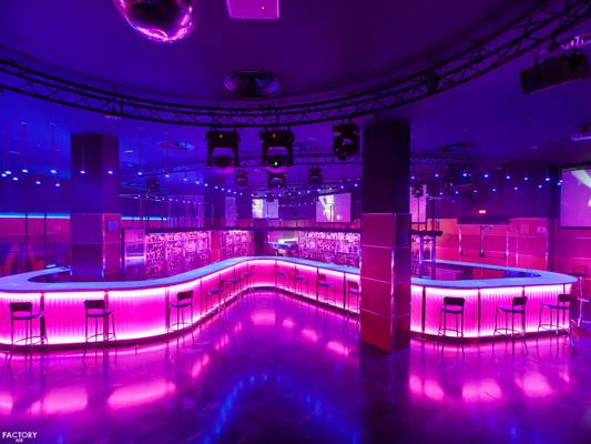 Factory Air-show Girls Discoteca (Madrid, Espagne)