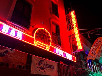 Footloose (San Ġiljan, Malte)