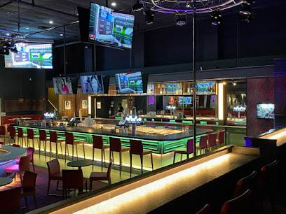 Fringe Gentlemen's Lounge & Grill (Morristown, États-Unis)