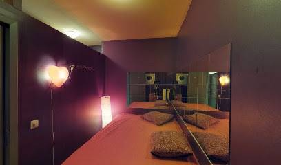 Girls North 214 (Bruxelles, Belgique)