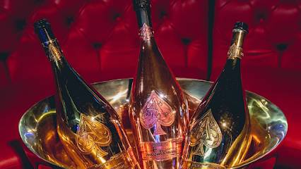 Haifischbar | Nightclub Stripclub Gentlemen's Club (Zurich, Suisse)