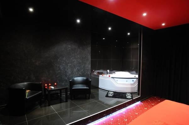 Honey Salon (Kyiv, Ukraine)