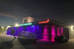 Hq Gentlemen's Club & Bar