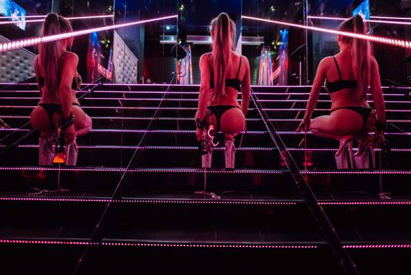 Hustler Gentlemen's Club (Varsovie, Pologne)