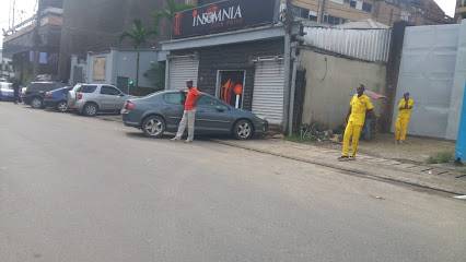 Insomnia Club Privé (Douala, Cameroun)