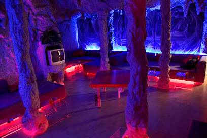 Kristallgrotte (Berne, Suisse)