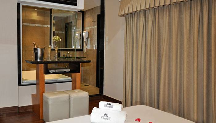 L' Hirondelle (Buenos Aires, Argentine)