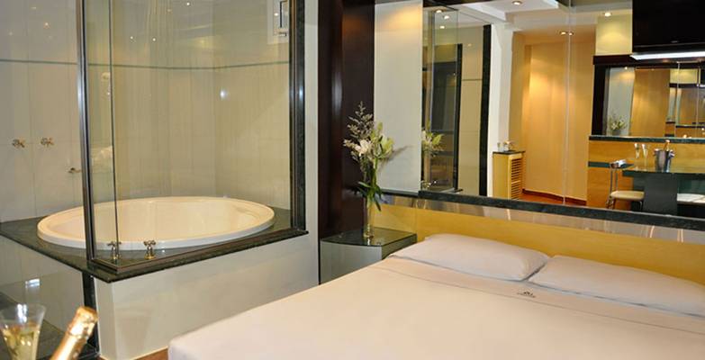 L' Hirondelle (Buenos Aires, Argentine)