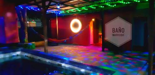 La Cueva Bar Y Spa (San Salvador, Salvador)