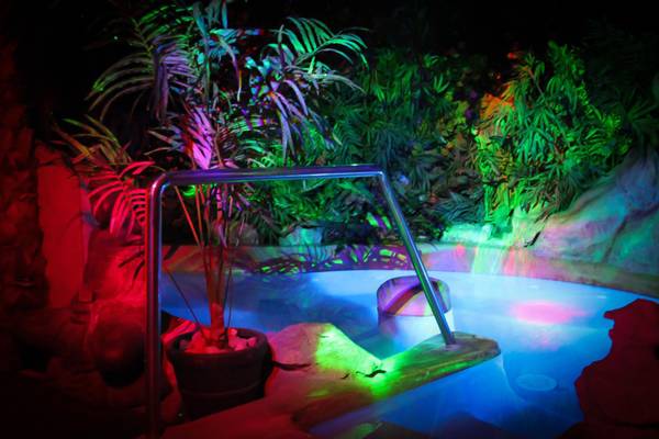 L'oasis Club Libertin Cannes (Cannes, France)