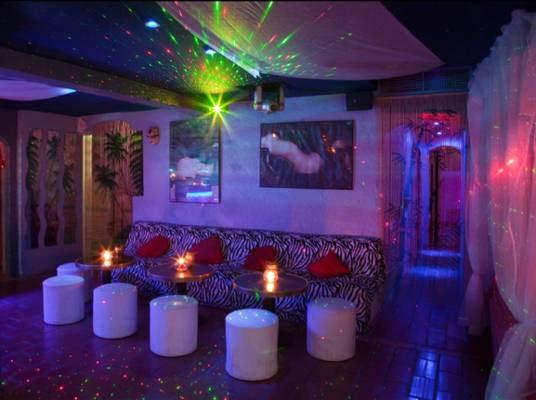 L'oasis Club Libertin Cannes (Cannes, France)