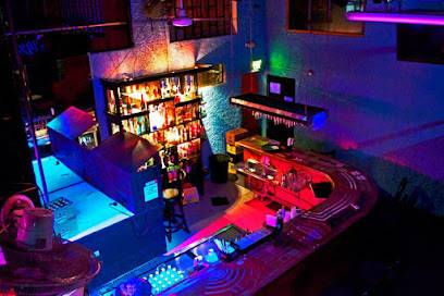 Lucky 38 (Kingston, Jamaïque)