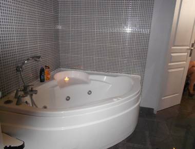 Massage Naturiste Paris Eden 17 Institut (Paris, France)