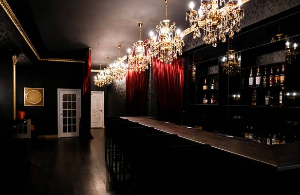 Papillon (Almaty, Kazakhstan)