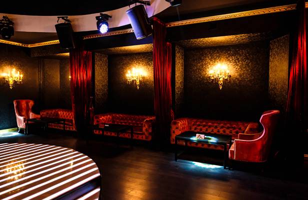 Papillon (Almaty, Kazakhstan)