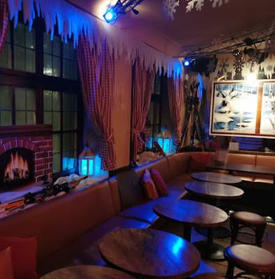 Petra's Tip-top-bar (Zurich, Suisse)