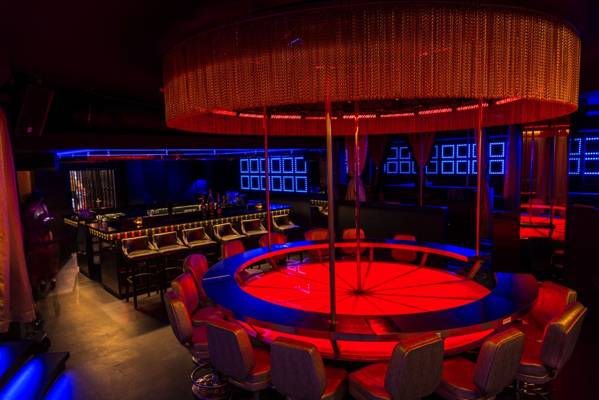 Queens Tabledance & Nightclub (Munich, Allemagne)