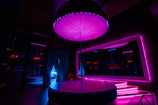 Rai Gentlemen's Club (Chişinău, Moldavie)
