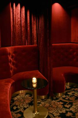 Red Lips Nachtclub, Bar Und Cabaret In Zürich (Zurich, Suisse)