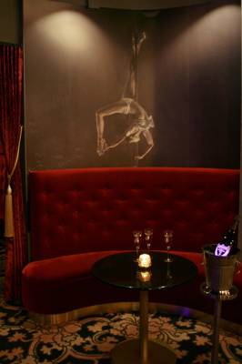 Red Lips Nachtclub, Bar Und Cabaret In Zürich (Zurich, Suisse)