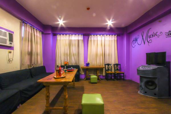 Redbrickhouse Videoke (Manille, Philippines)