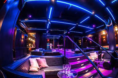 Sapphire 39 (New York, États-Unis)