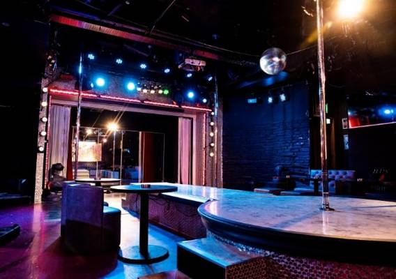 Show Club Nest (Tokyo, Japon)