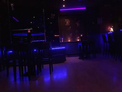 Stripclub Dolls (Bruxelles, Belgique)