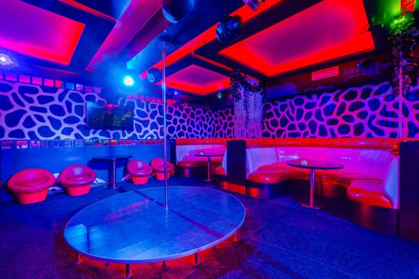 Striptiz-klub Klubnika V Donskom Rayone (Moscou, Russie)
