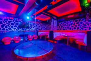 Striptiz-klub Klubnika V Donskom Rayone