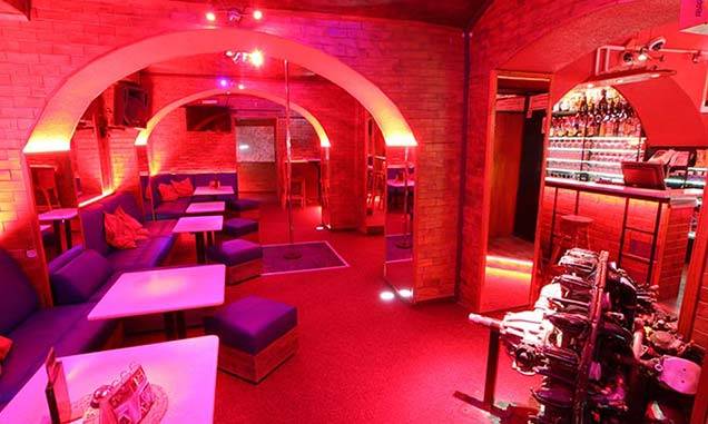 Sweet Paradise - Dolly (Prague, Tchéquie)