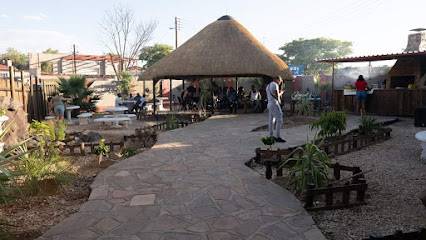 Tall Trees Lounge Bar (Windhoek, Namibie)