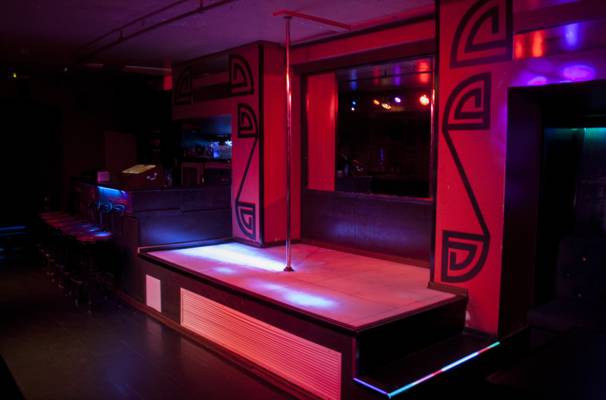 The Buddhist Striptease Club (Bucarest, Roumanie)