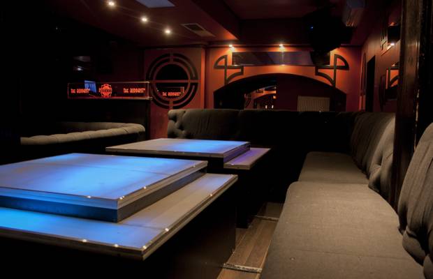 The Buddhist Striptease Club (Bucarest, Roumanie)