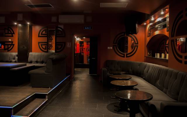 The Buddhist Striptease Club (Bucarest, Roumanie)