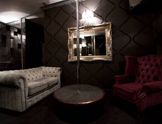 The Horns (Londres, Royaume Uni)